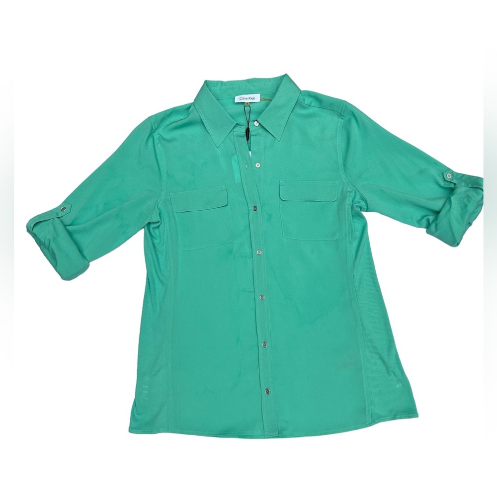 CALVIN KLEIN Women’s Modern Essentials Roll Tab Buttom Front Top Size:M